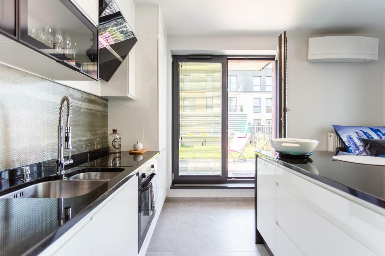 Luxury Apartment With Large Terrace Wroclaw Exterior photo